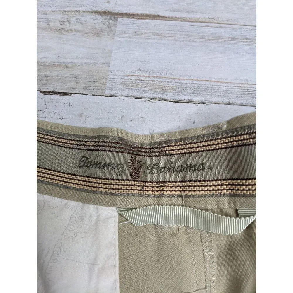 Tommy Bahama Shorts Mens 34 (32X10) Khaki Tan‎ Cargo 100% Silk Beach Casual
